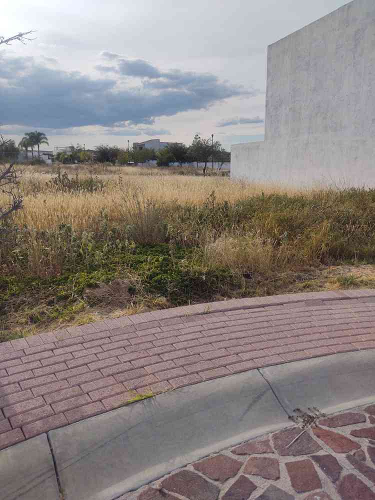 terreno en venta anillo vial iii oriente ciudad maderas el marques queretaro pOwgjVy