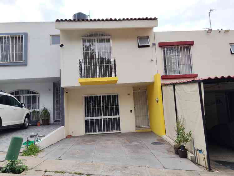 casa en renta calle mariana rodriguez del toro fraccionamiento residencial arrayanes san pedro tlaquepaque jalisco pxRrvXl